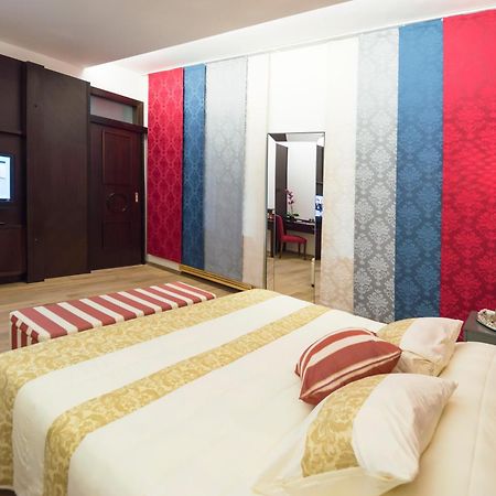 Luxury Apartments Pricna Прага Екстер'єр фото