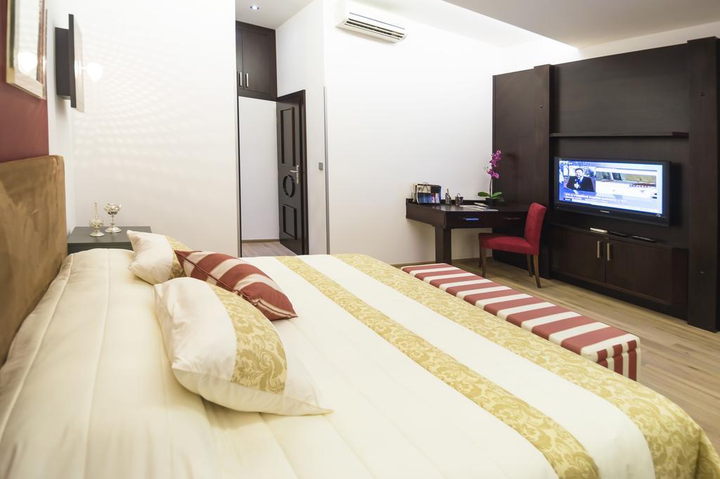 Luxury Apartments Pricna Прага Екстер'єр фото